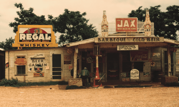 39 Pictures of America’s Love Affair With Beer