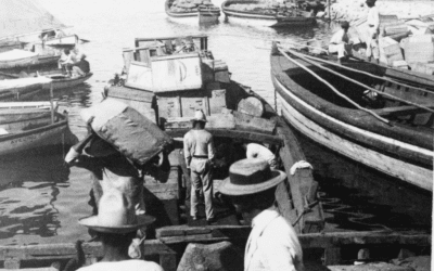Unloading goods at the Port of Ponce, Puerto Rico in 1900