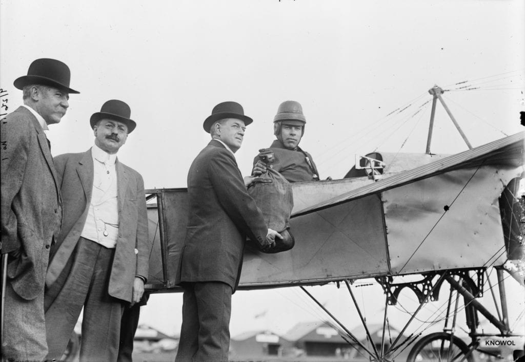 Picture of the first airmail flight prior to leaving from Garden City, NY on Long Island.