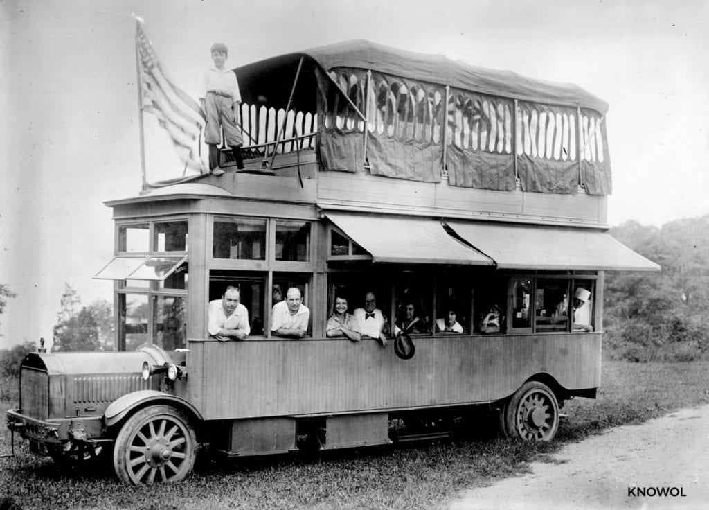 Roland R Conklins Land Yacht - A huge two story bus
