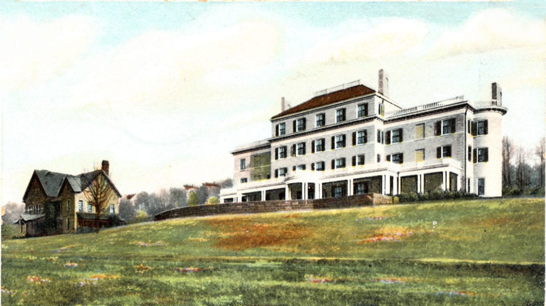 Meriden, Connecticut Pictures of Connecticut's Silver City