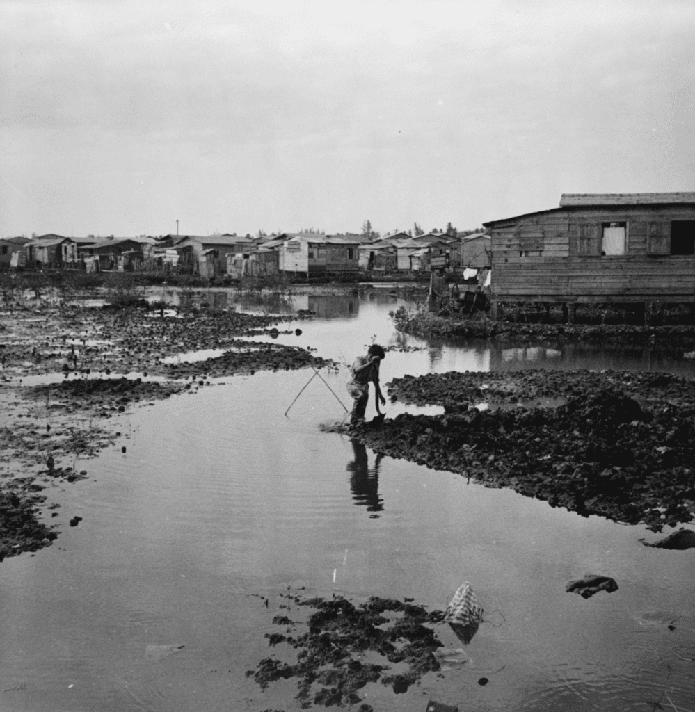 Boy in the mud of El Fangitto